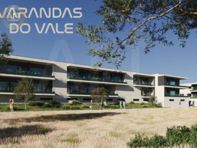Apartamento T3 Moderno com Varanda Ampla e Acabamentos de Alta Qualidade Varandas do Vale, Ponte do Rol
