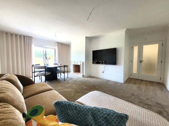 Apartamento T3 Moderno em Poiares, Vila Nova de Poiares
