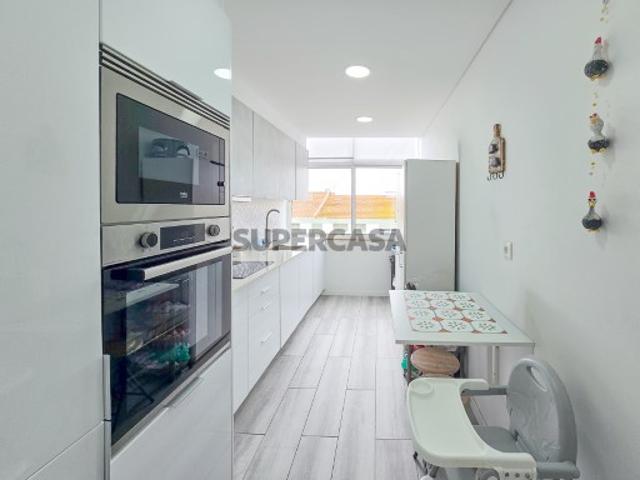 Apartamento T3, Moita totalmente remodelado 269.900€