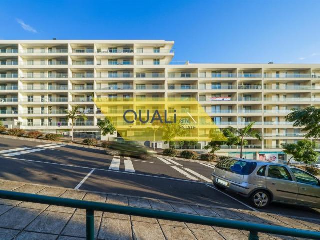 Apartamento T3 na Ajuda, Funchal Ilha da Madeira € 695.0. 174m² São Martinho