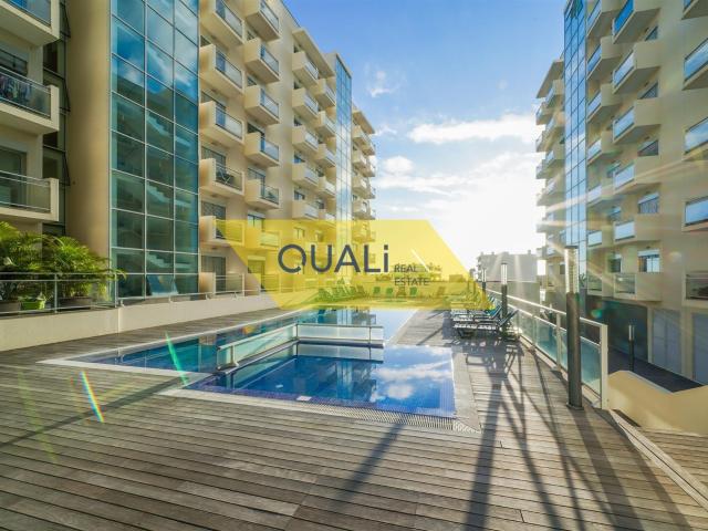 Apartamento T3 na Ajuda, Funchal Ilha da Madeira € 695.0. 174m² São Martinho