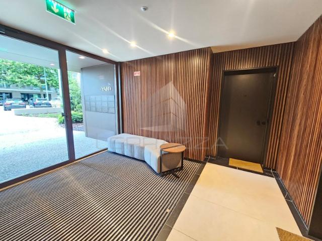 APARTAMENTO T3 NA ALAMEDA DOS JARDINS DA ARRÁBIDA COM VISTA MAR