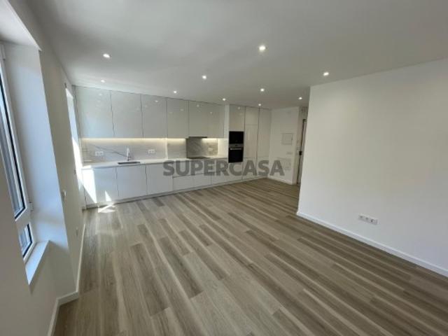 Apartamento T3 na Avenida de Olivença, Nazaré