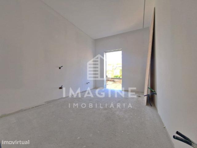 Apartamento T3 na Avenida dos Combatentes: Charme e Qualidade no.