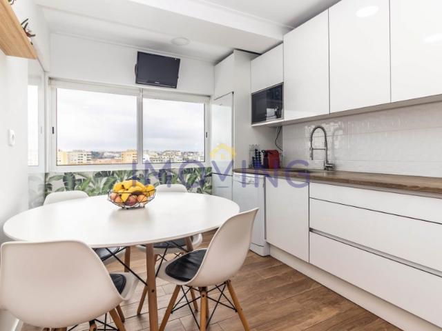 Apartamento T3 na Avenida Santa Maria