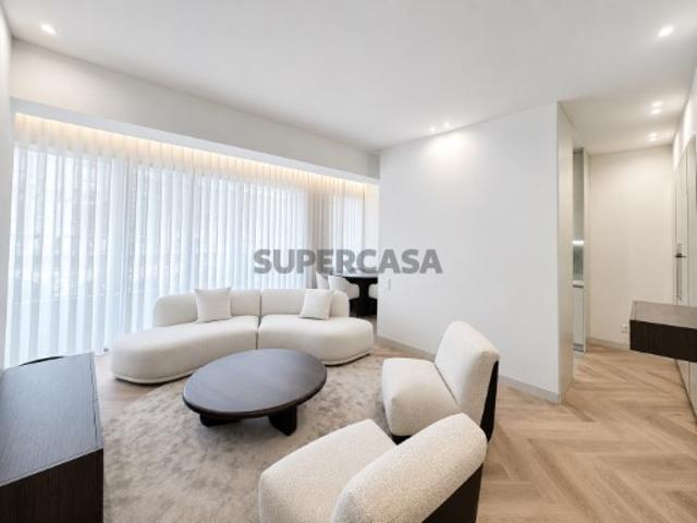 Apartamento T3 na baixa do Porto para comprar Sé Portugal