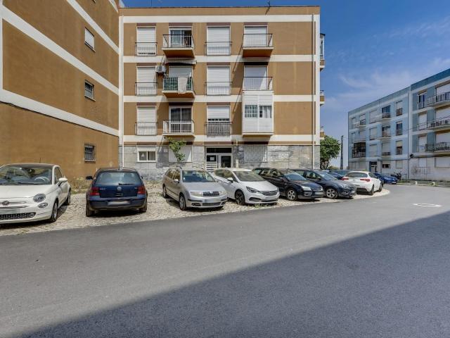 Apartamento T3 na Costa da Caparica com Excelente Localização