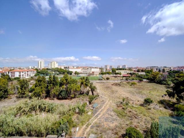 Apartamento T3 na Parede