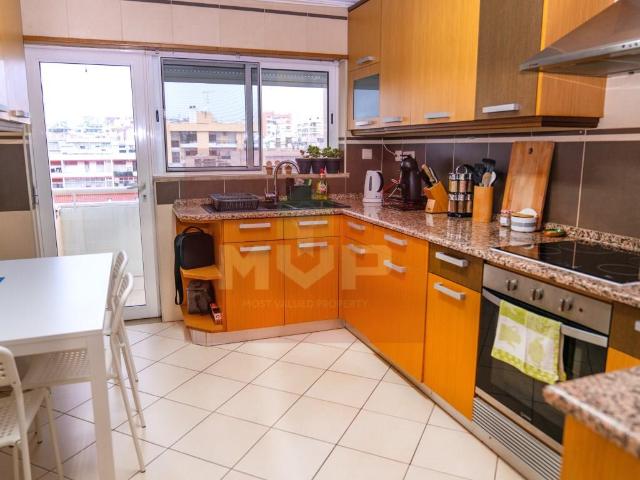Apartamento T3 na Penha 114m² Faro Sé e São Pedro
