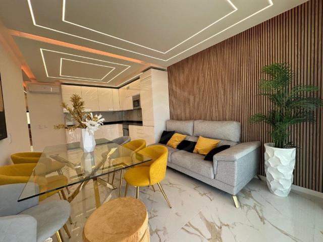 Apartamento T3 na primeira linha de praia em Quarteira, Alga. 96m² Quarteira