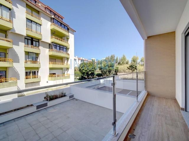 Apartamento T3 na Quinta das Marianas, Parede 0m² Carcavelos e parede