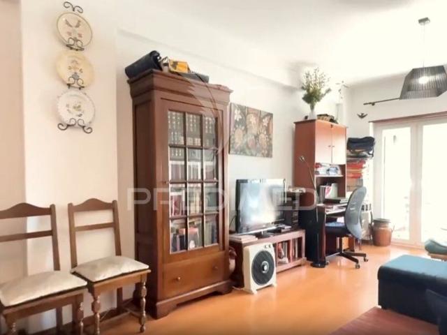 Apartamento T3 na Rua Antnio Nobre Cacilhas Almada 325.000