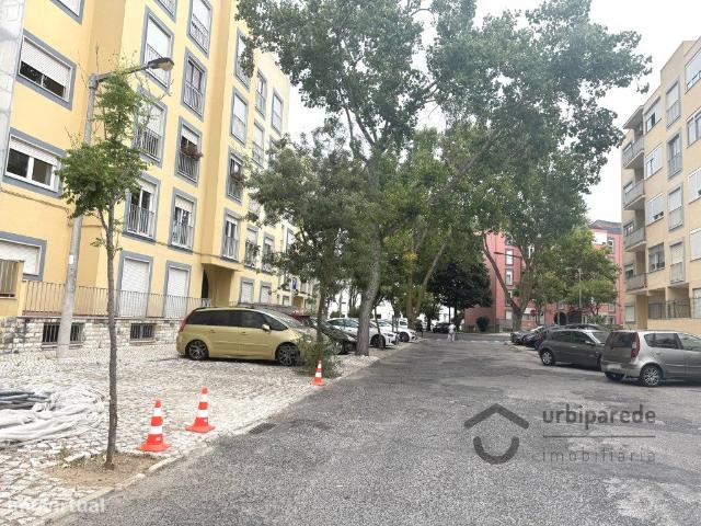 Apartamento T3 nas Areias, So Joo do Estoril