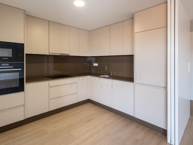 Apartamento T3 nas Devesas, Vila Nova de Gaia 140m² Vila Nova De Gaia Santa Marinha