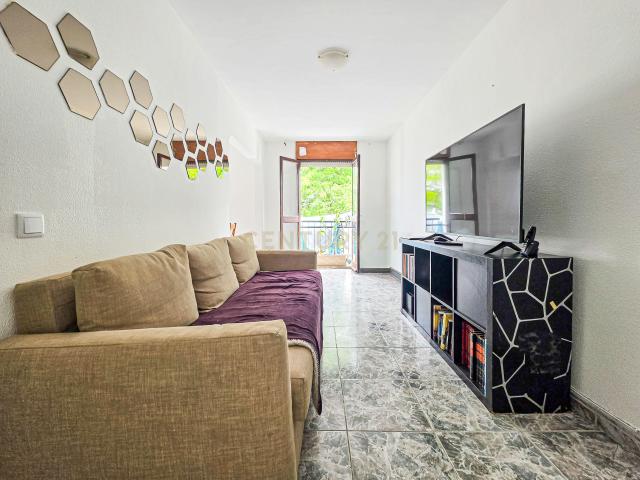 Apartamento T3 nas Fontainhas com excelente luz natural