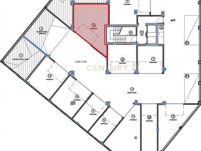 Apartamento T3 no último andar com varandas com Churrasqueira