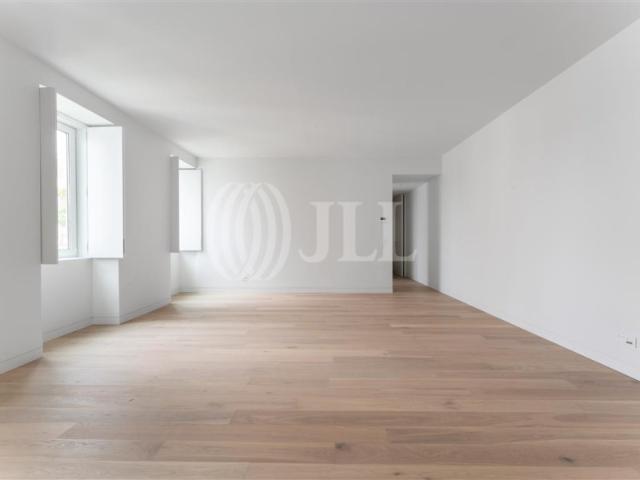Apartamento T3 no Villa Infante, em Lisboa