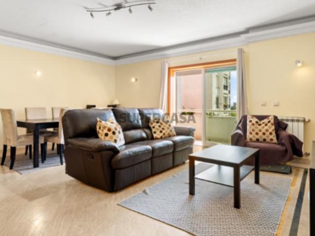 Apartamento T3 no Bairro da Assunção