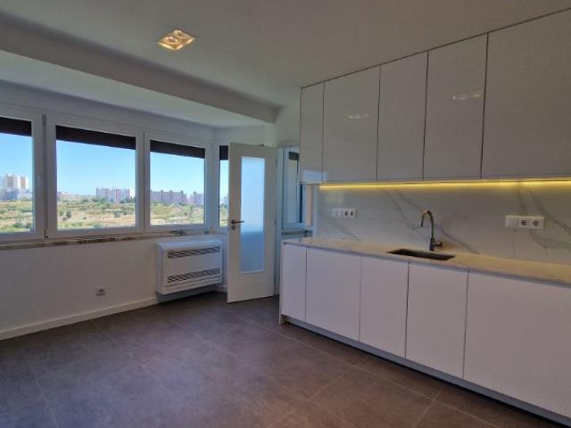 Apartamento T3 no Beato, Lisboa
