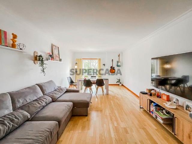 Apartamento T3 no Buzano