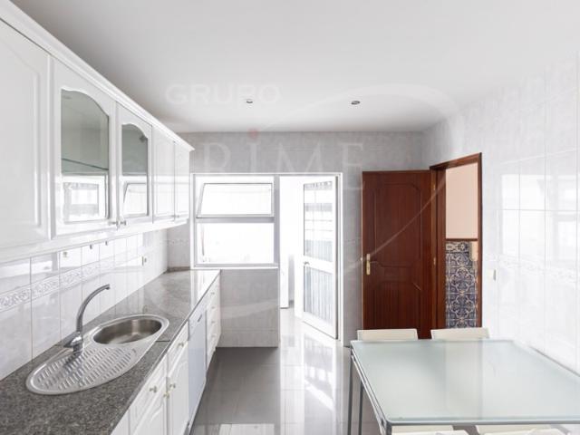 Apartamento T3 no Canidelo