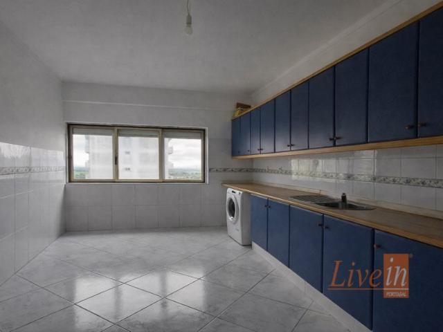 Apartamento T3 no Carregado