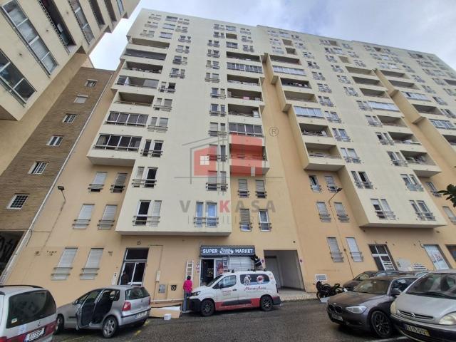 Apartamento T3 no Carregado Estado atual