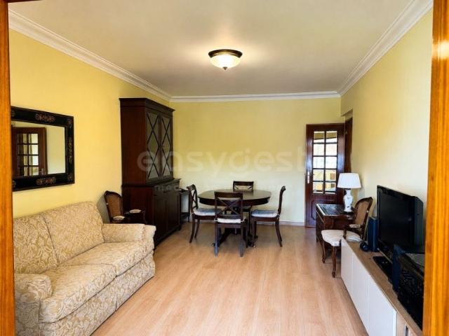 Apartamento T3 no Centro da Parede