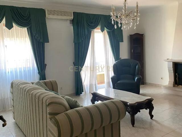 Apartamento T3 no Centro de Alcochete