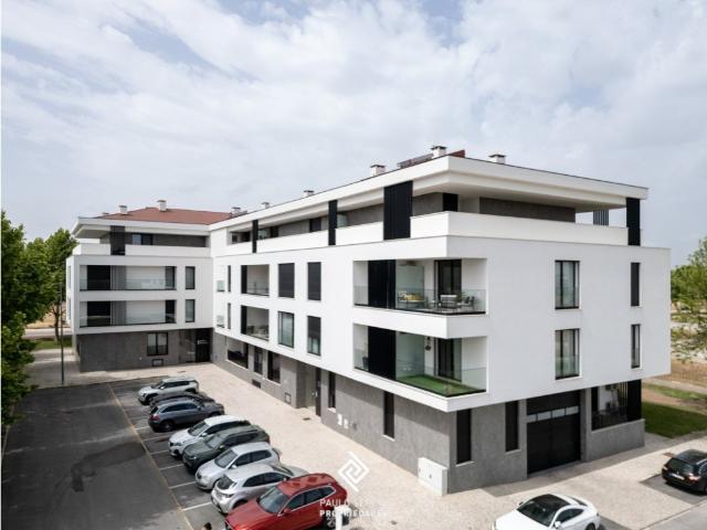 Apartamento T3 no Centro de Almeirim Moderno e Confortável 141m² Almeirim
