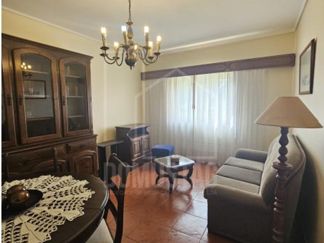 Apartamento T3 no Centro de Esgueira