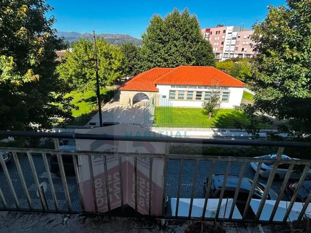 APARTAMENTO T3 NO CENTRO DE PONTE DA BARCA
