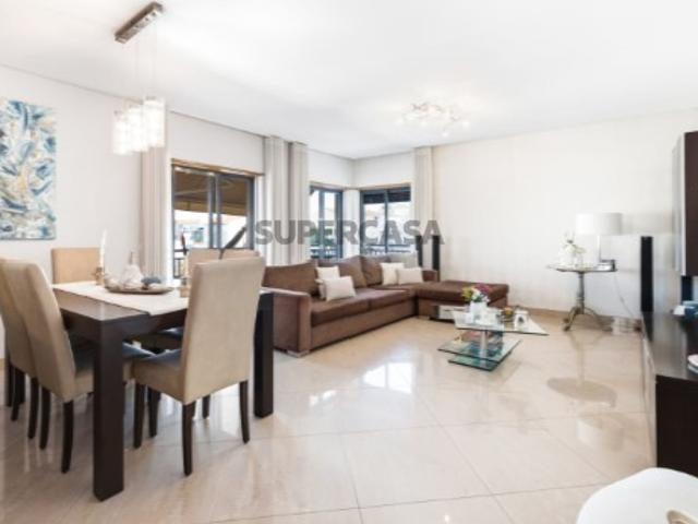 Apartamento T3 no Centro de Quarteira a 5 Minutos da Praia