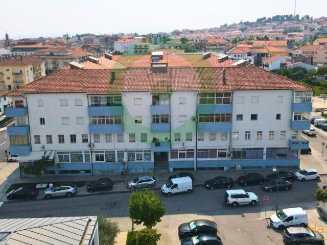 Apartamento T3 no Centro de Valpaços | 160 m² | Apenas 110.000 ? | 26084098583