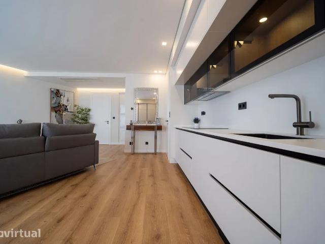 Apartamento T3 no Condominio Alto da montanha