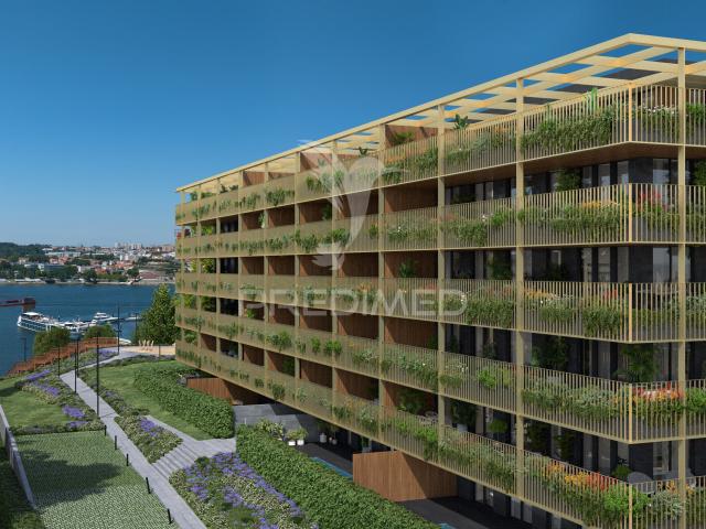 Apartamento T3, no Edifício Marina Douro 1 em Canidelo