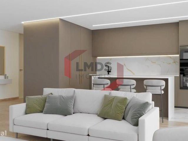 Apartamento T3 no Empreendimento COLLEGIUM