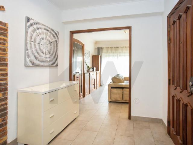 Apartamento T3 no Montijo na zona do Saldanha