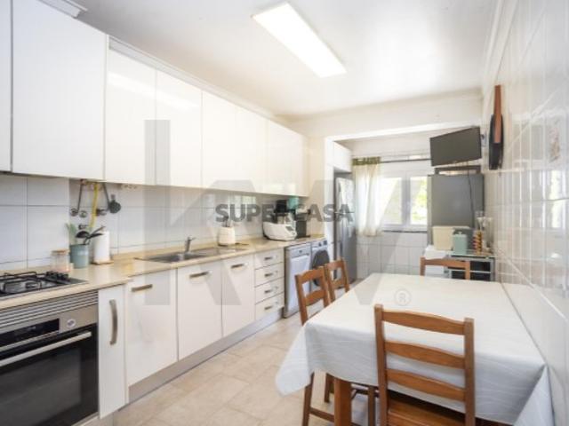Apartamento T3 no Montijo na zona do Saldanha