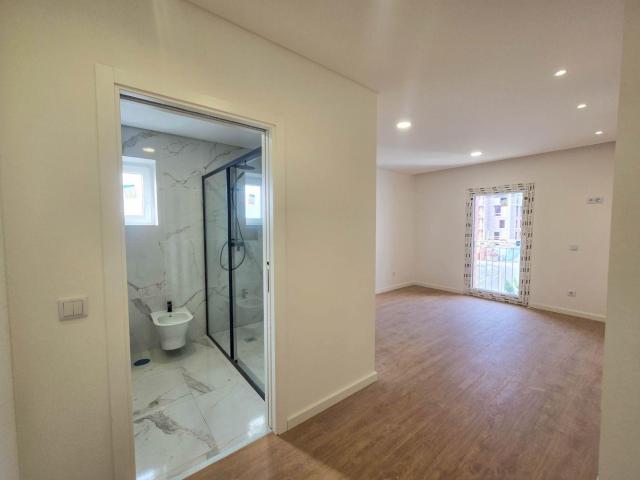 Apartamento T3 nos Condados 133m² Bom sucesso