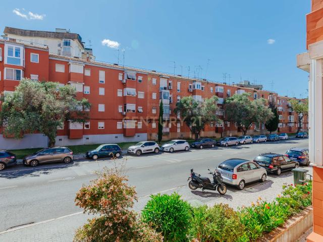 Apartamento T3 nos Olivais