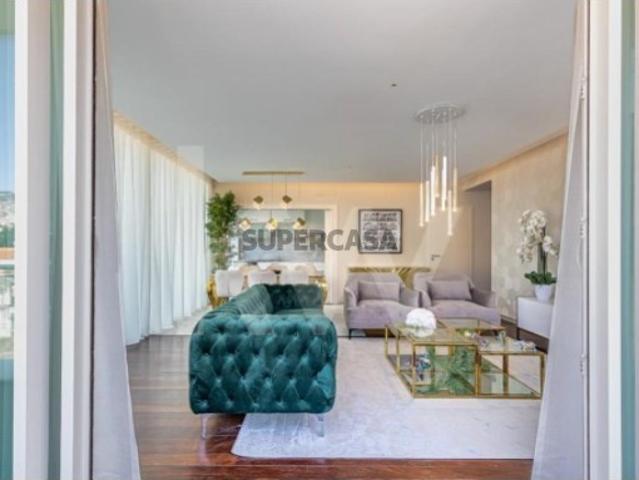 APARTAMENTO T3 NOVO MOBILADO COM ARCONDICIONADO NO EDIFÍCIO FUNCHAL CENTRUM LAVIE CENTRO DO FUNCHAL