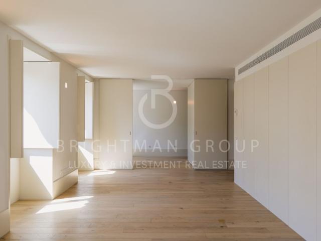 Apartamento T3 novo, no Chiado, Lisboa