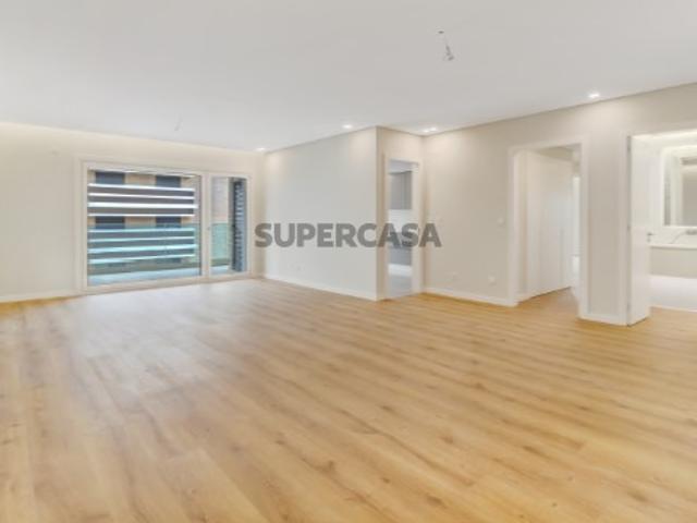 Apartamento T3 Novo no Infantado Plaza