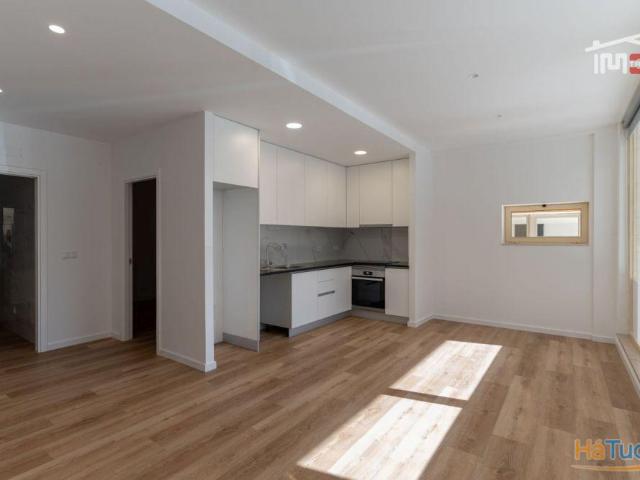 APARTAMENTO T3 NOVO AV. MARQUES DE POMBAL EM LEIRIA | 26084063691