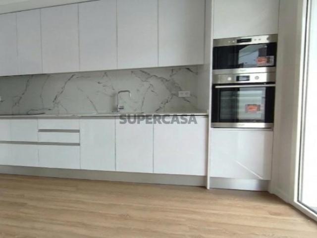 Apartamento T3 NOVO c/ 2 Varandas e BOX | Santo António dos Cavaleiros, Loures