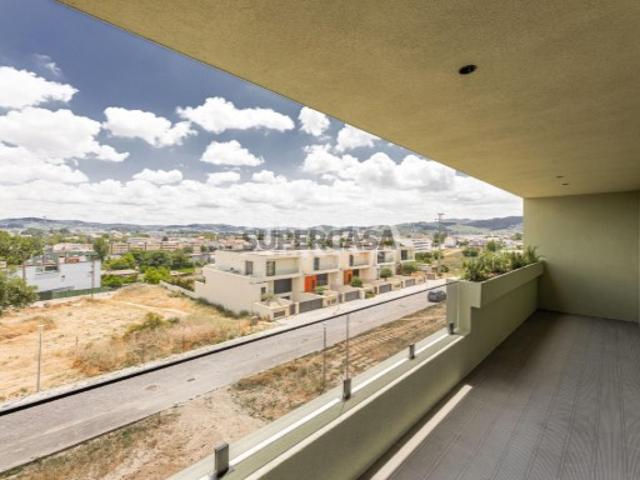 Apartamento T3 Novo CE A