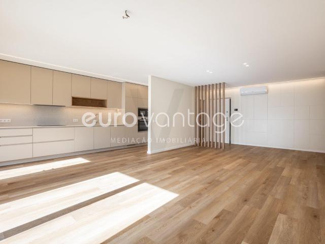 Apartamento T3 Novo, Centro de Leiria 130m² Leiria, Pousos, Barreira e Cortes
