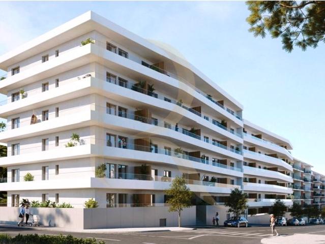 Apartamento T3 novo com terraço no Seixal