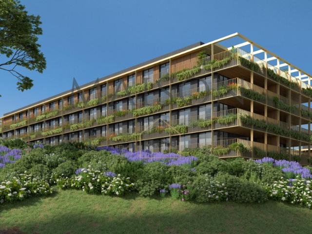 Apartamento T3 Novo Com Varanda